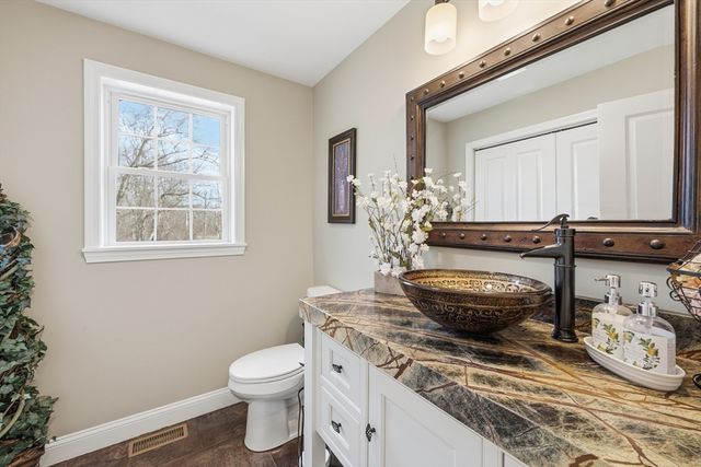 17 Haven St, Milford, MA 01757