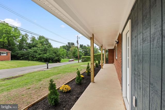 5018 BRAYMER AVE, Suitland, MD 20746