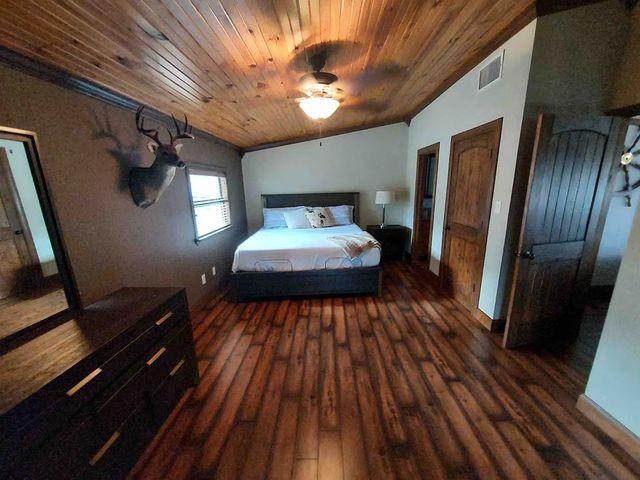 116 Summerall Drive, Mabank, TX 75156