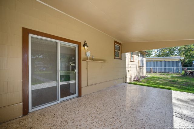 400 MITCHELL AVE, Schertz, TX 78154