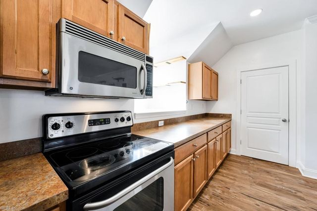 415 E Freemason St Apt 3A, Norfolk, VA 23510