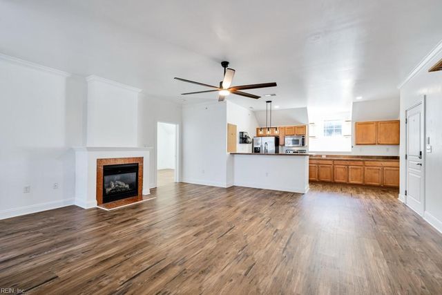 415 E Freemason St Apt 3A, Norfolk, VA 23510