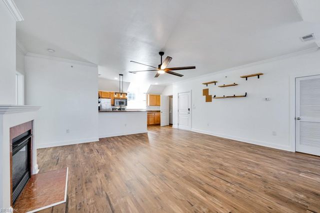 415 E Freemason St Apt 3A, Norfolk, VA 23510