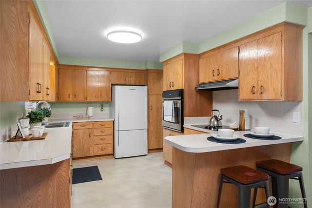 17204 128th Avenue SE, Renton, WA 98058