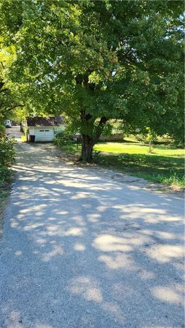 413 W Highway 264, Springdale, AR 72764