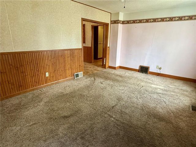 222 Spruce Street, Spooner, WI 54801