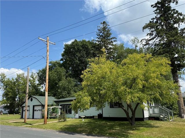 222 Spruce Street, Spooner, WI 54801