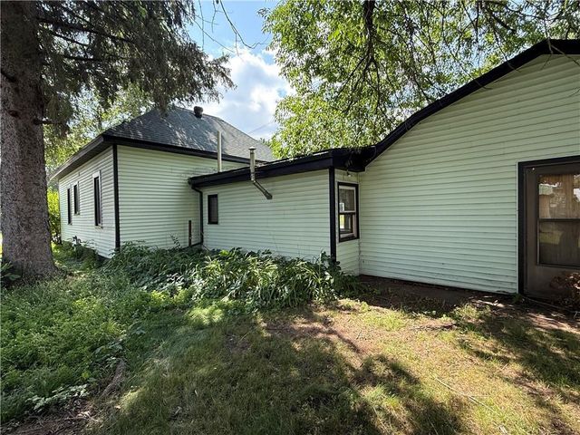 222 Spruce Street, Spooner, WI 54801
