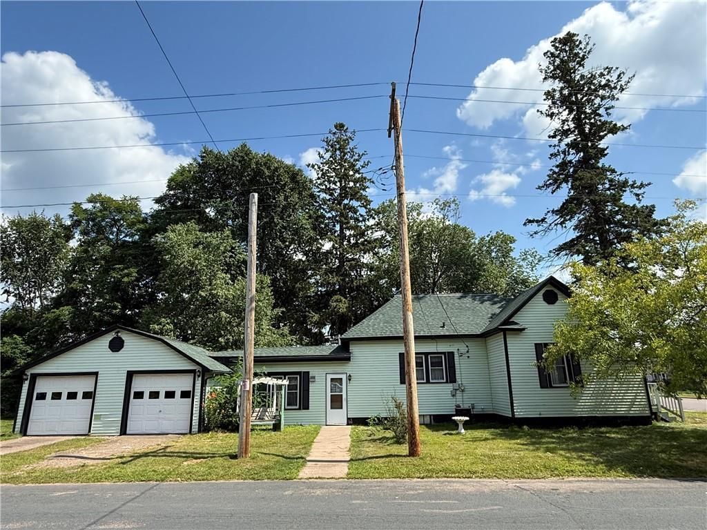 222 Spruce Street, Spooner, WI 54801