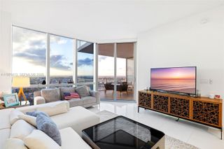 851 NE 1st Ave 4506, Miami, FL 33132