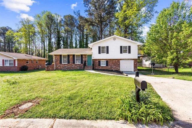 713 Huntingdon Dr, Jonesboro, GA 30236