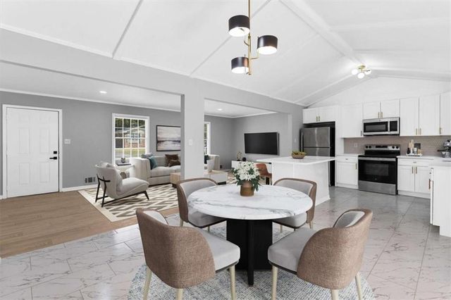 713 Huntingdon Dr, Jonesboro, GA 30236