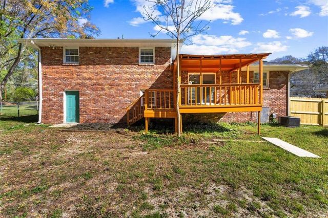 713 Huntingdon Dr, Jonesboro, GA 30236