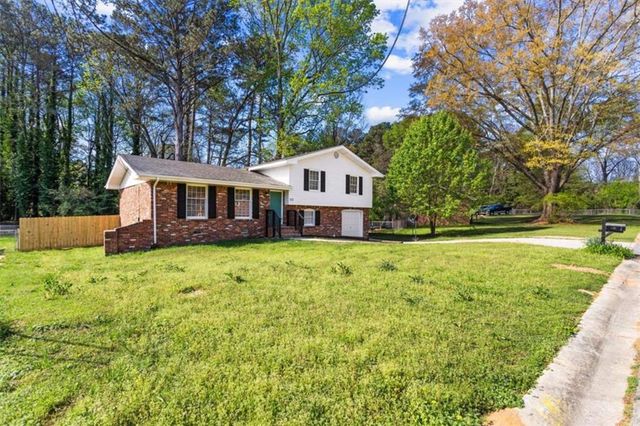 713 Huntingdon Dr, Jonesboro, GA 30236