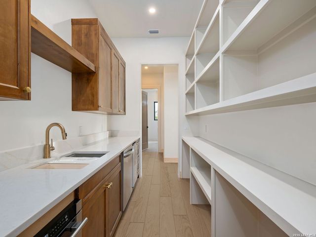 10202 Nina Ridge, San Antonio, TX 78255