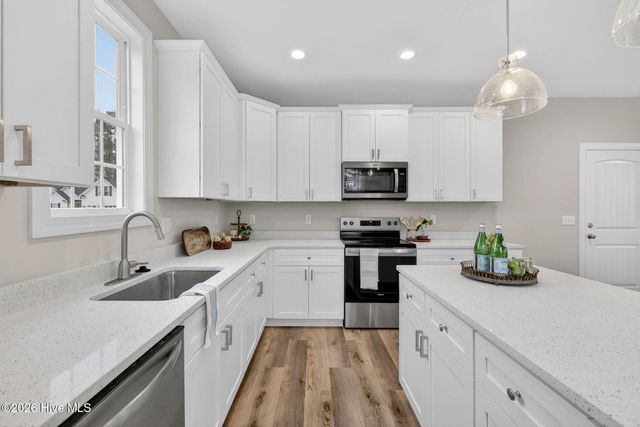 9565 Lily Pond Court NE, Leland, NC 28451