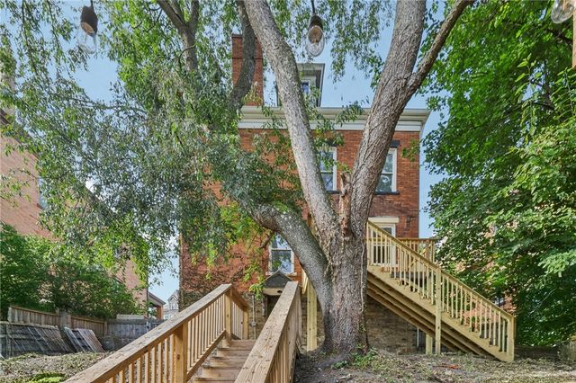 38 Watson Blvd, Observatory Hill, PA 15214