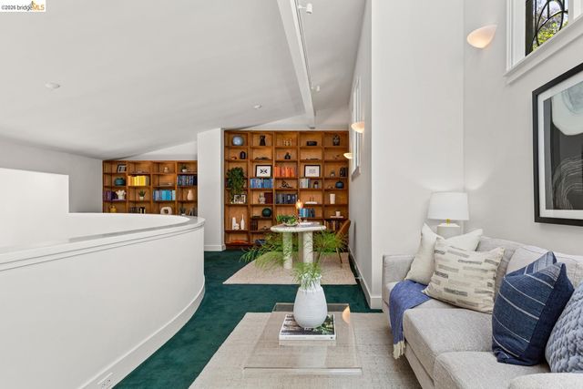 248 The Uplands, Berkeley, CA 94705