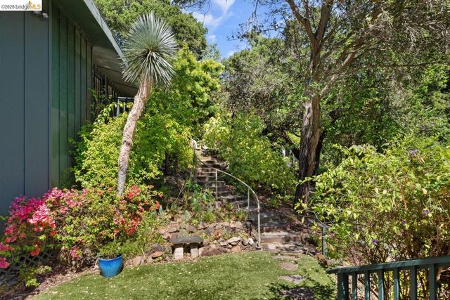 248 The Uplands, Berkeley, CA 94705