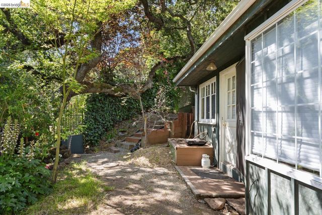 248 The Uplands, Berkeley, CA 94705