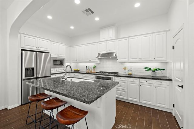 90 Galan, Rancho Mission Viejo, CA 92694