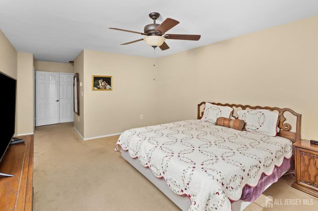 38 Canterbury Drive, Monroe, NJ 08831