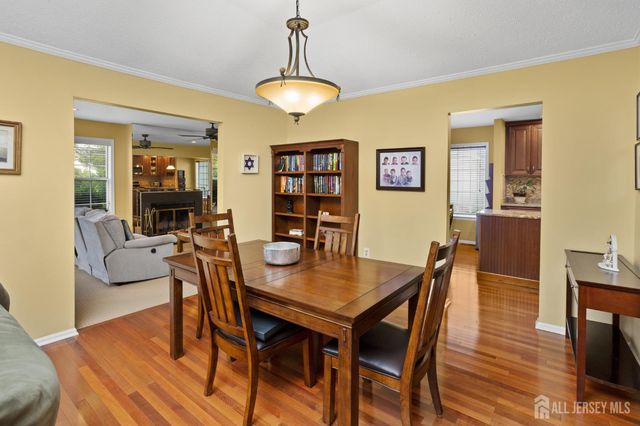 38 Canterbury Drive, Monroe, NJ 08831