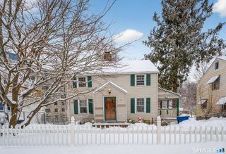 61 Nottingham Terrace, Waterbury, CT 06704