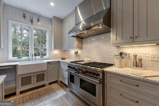 2966 Howell Mill Road NW, Atlanta, GA 30327