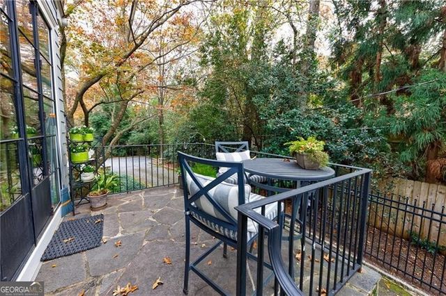 2966 Howell Mill Road NW, Atlanta, GA 30327