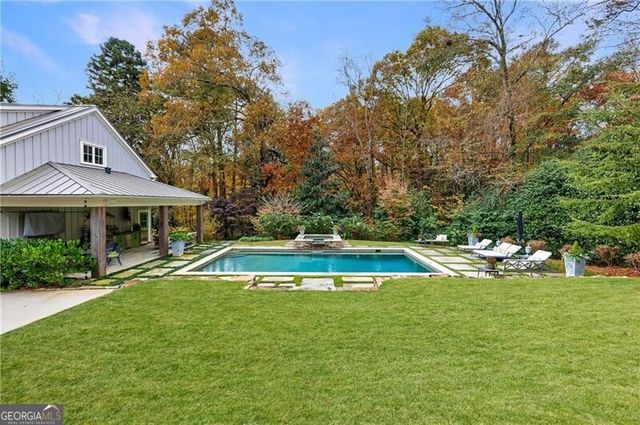 2966 Howell Mill Road NW, Atlanta, GA 30327