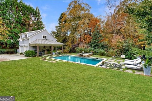 2966 Howell Mill Road NW, Atlanta, GA 30327