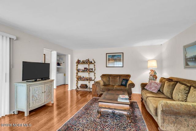 716A Buckingham Drive, Lakewood, NJ 08701