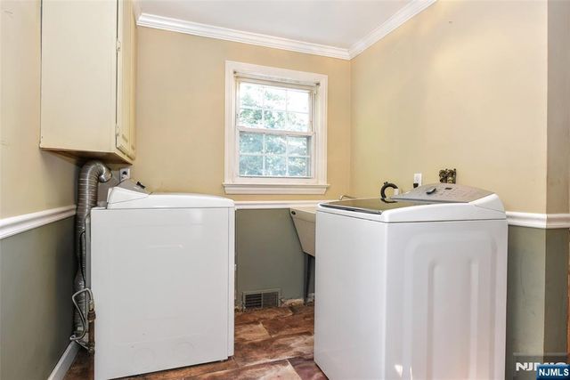 255 Park Avenue, Allendale, NJ 07401