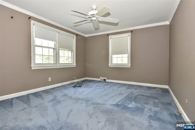 255 Park Avenue, Allendale, NJ 07401