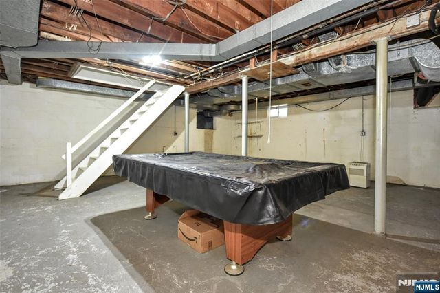 255 Park Avenue, Allendale, NJ 07401