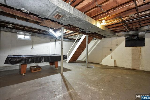 255 Park Avenue, Allendale, NJ 07401