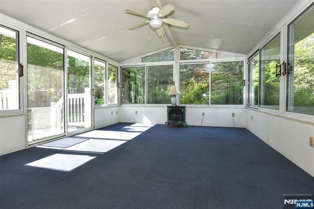 255 Park Avenue, Allendale, NJ 07401