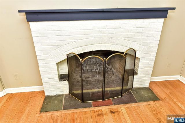 255 Park Avenue, Allendale, NJ 07401