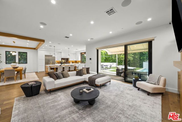 5314 Willis Avenue, Sherman Oaks, CA 91411