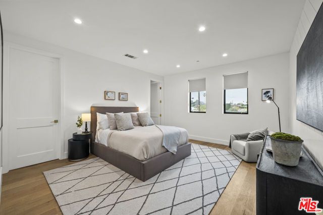 5314 Willis Avenue, Sherman Oaks, CA 91411