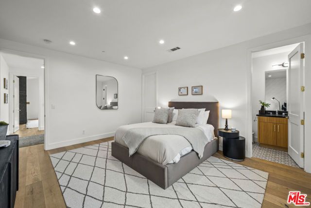 5314 Willis Avenue, Sherman Oaks, CA 91411