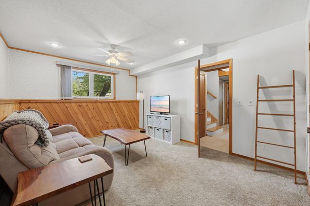 1311 2nd Avenue S, Waite Park, MN 56387