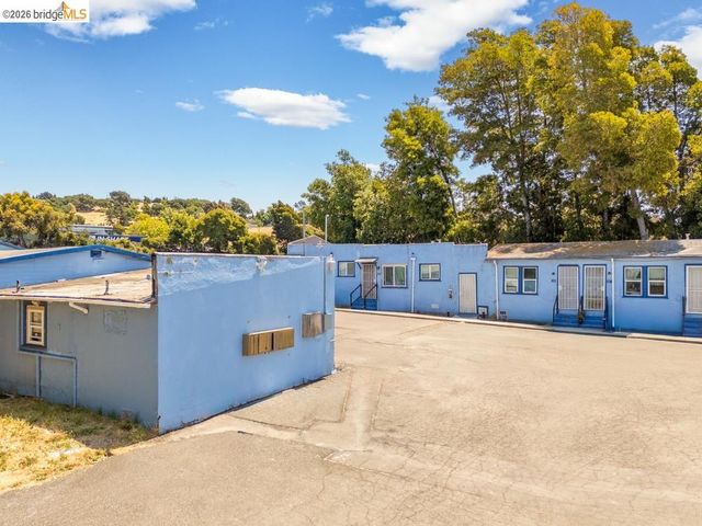 121 Lincoln Rd, Vallejo, CA 94590