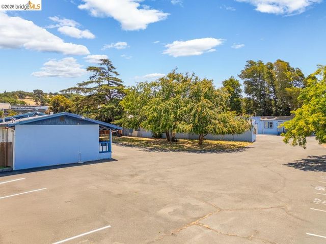 121 Lincoln Rd, Vallejo, CA 94590
