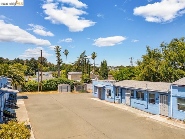 121 Lincoln Rd, Vallejo, CA 94590