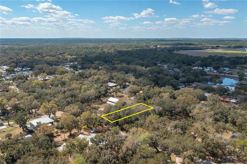 Image 9 of property listing at 00 W BEACH PARKWAY 0, Lake Wales, FL 33898