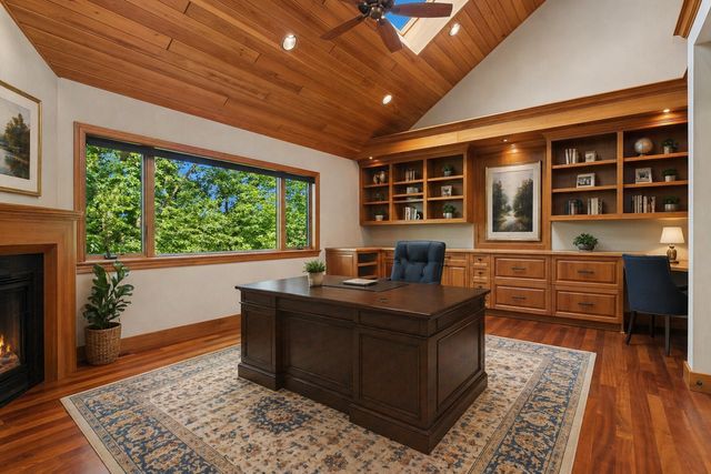 10420 Bluff Circle, Chaska, MN 55318