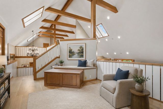10420 Bluff Circle, Chaska, MN 55318