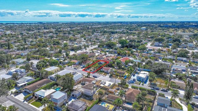 920 Selkirk Street, West Palm Beach, FL 33405